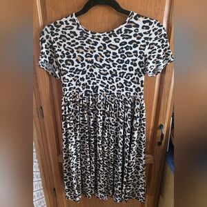 Posh Peanut Girls 10Y Girls Leopard Print Short Sleeve Dress - Beige/Black EUC